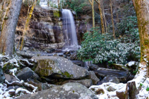 4 of the Best Reasons to Go Winter Hiking in the Smokies